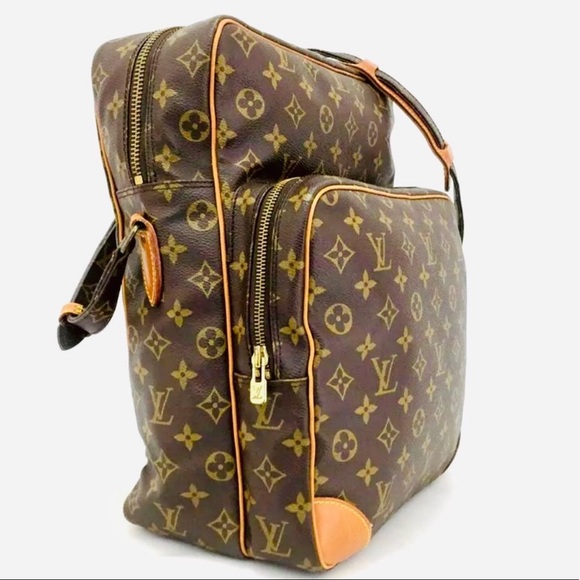 LOUIS VUITTON AMAZON GM CROSSBODY MESSENGER BAG - Picture 4 of 10